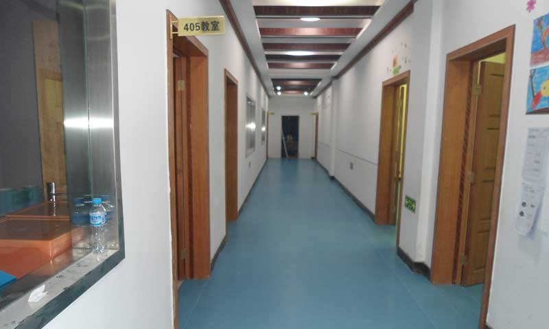 pvc地板和地板、瓷磚相比有什么差別？